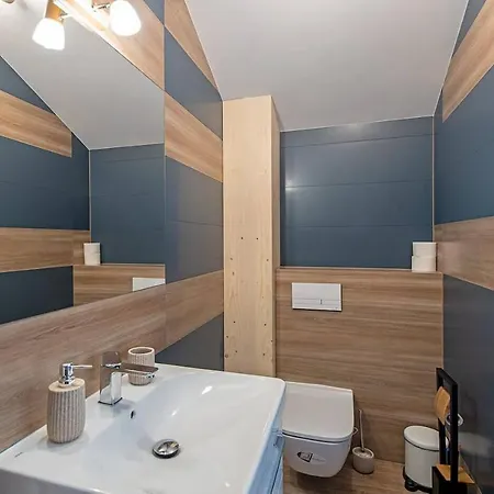 Beskid Z Widokiem Na Gory Sauna, Jacuzzi シュチルク