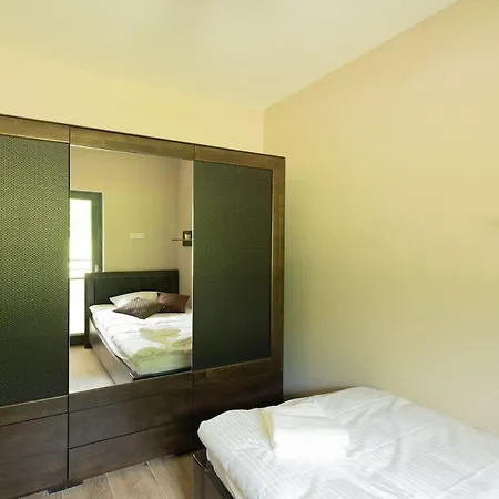 Апартаменты Beskid Z Widokiem Na Gory Sauna, Jacuzzi