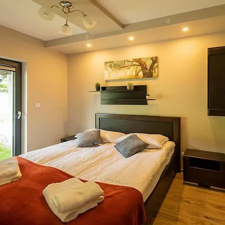 Apartment Beskid Z Widokiem Na Gory Sauna, Jacuzzi