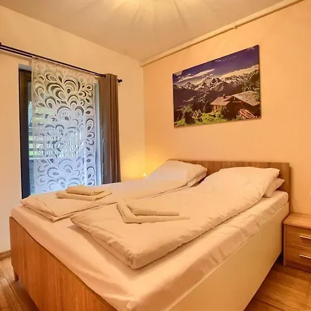 Beskid Z Widokiem Na Gory Sauna, Jacuzzi Щирк