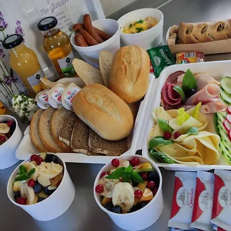 Beskid Z Widokiem Na Gory Sauna, Jacuzzi アパート シュチルク